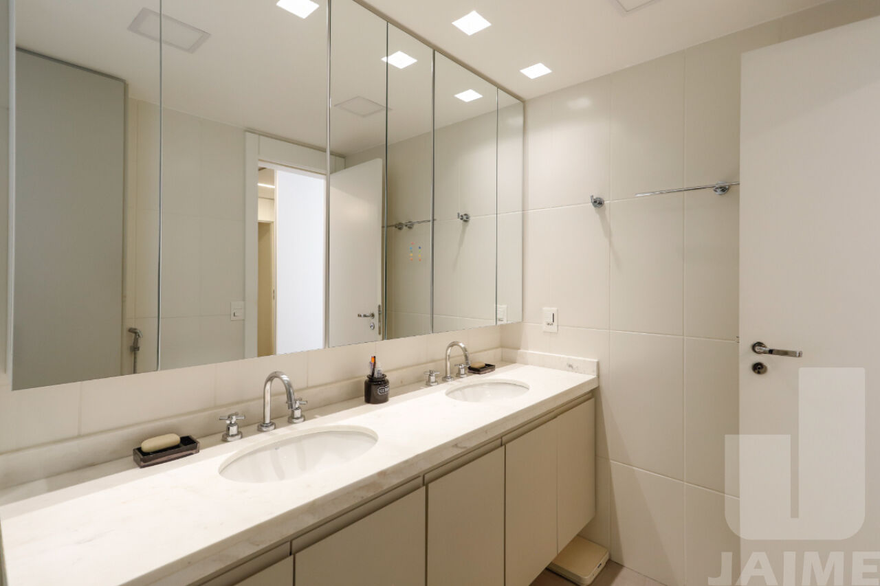 apartamento-venda-sao-paulo-agua-branca-4dormitorios-2suites-3vagas-241m2-JA40835