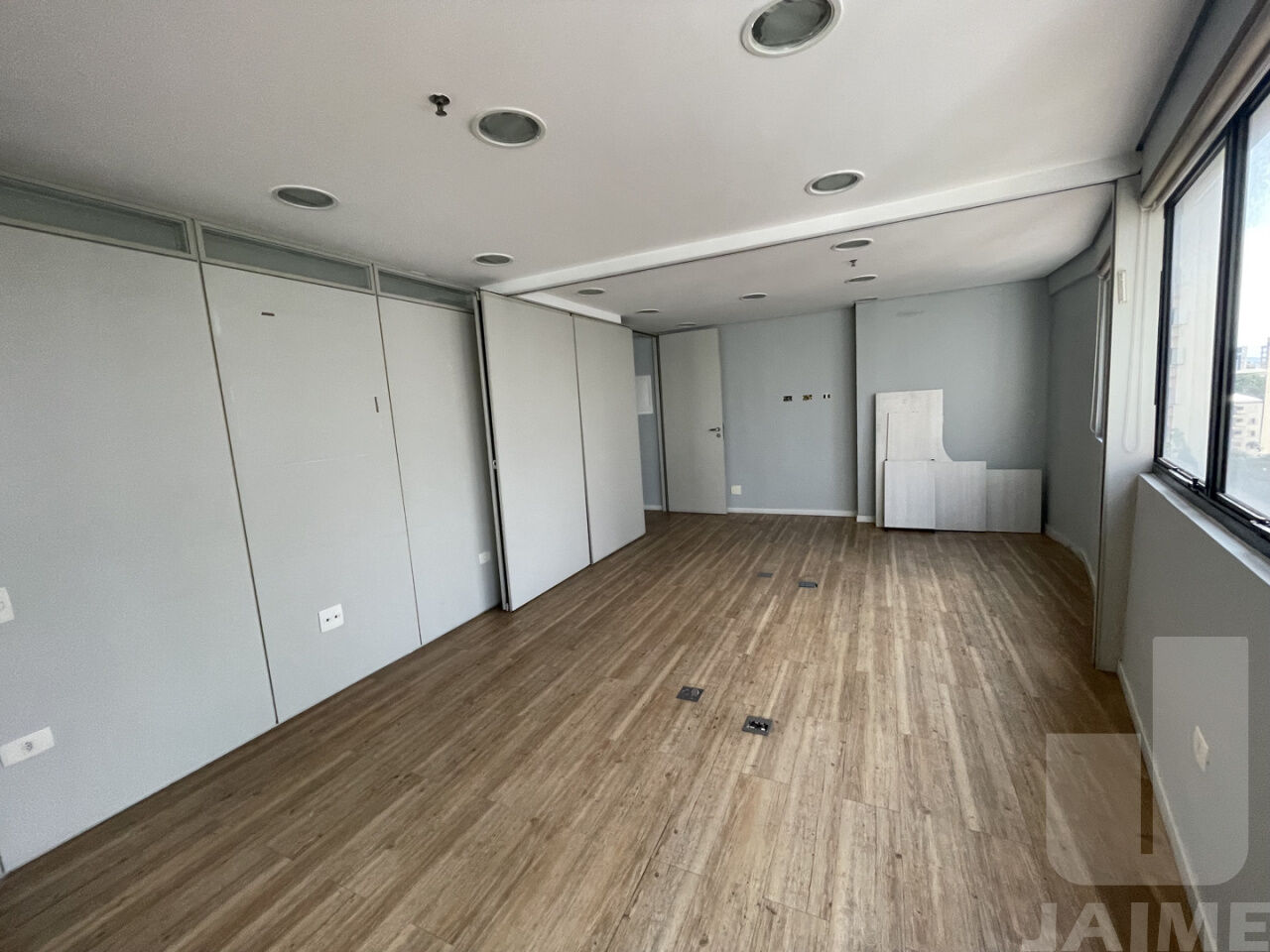 conj-comercial-locacao-sao-paulo-higienopolis-2vagas-104m2-JA41225