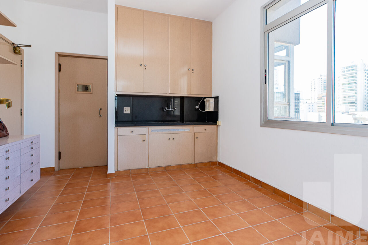 apartamento-venda-sao-paulo-higienopolis-3dormitorios-1suite-2vagas-380m2-JA41384
