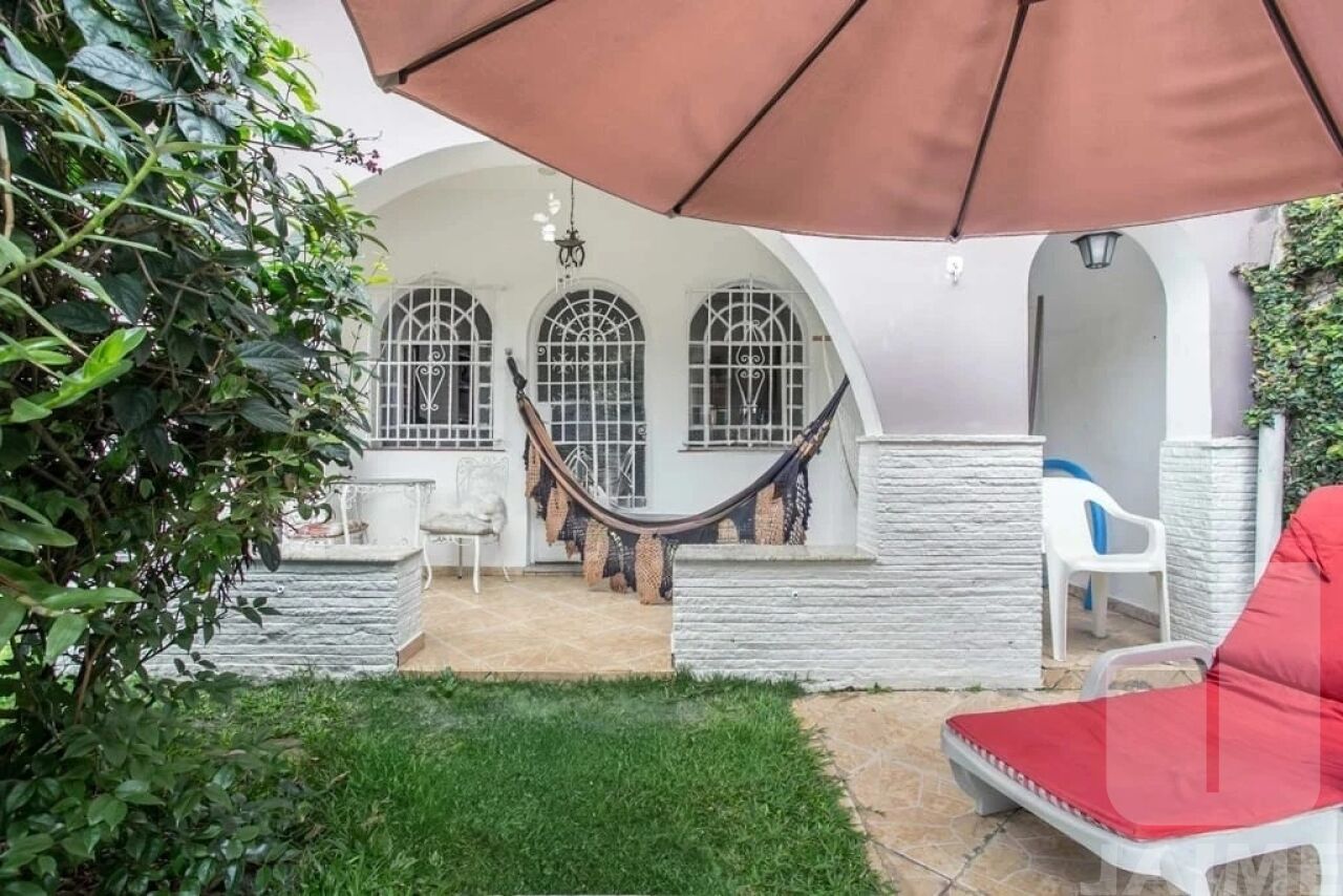 casa-terrea-venda-sao-paulo-cambuci-5dormitorios-2suites-4vagas-250m2-JA41449