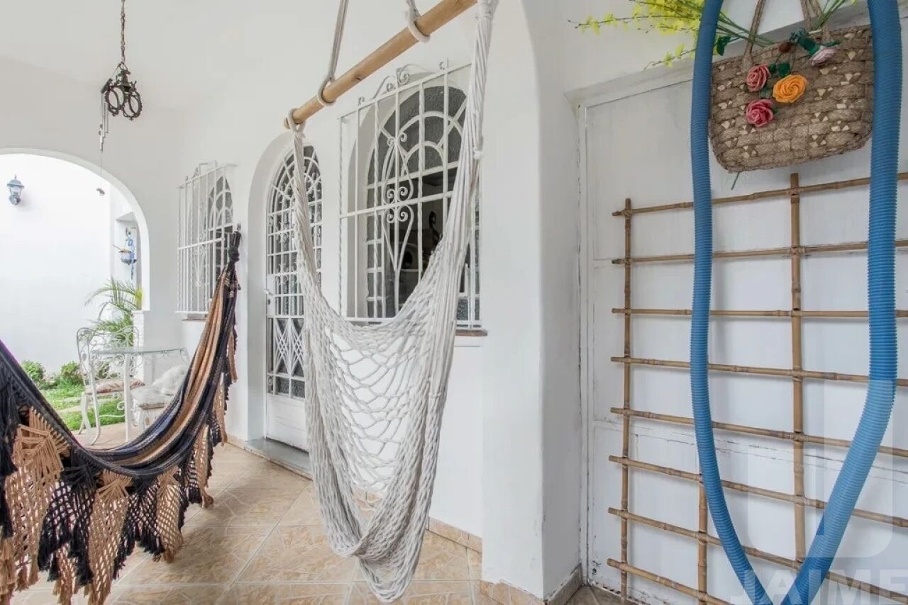 casa-terrea-venda-sao-paulo-cambuci-5dormitorios-2suites-4vagas-250m2-JA41449