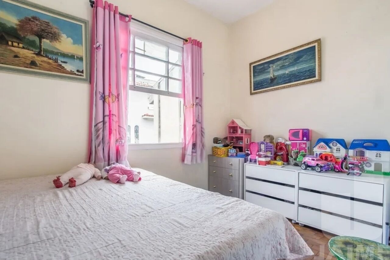 casa-terrea-venda-sao-paulo-cambuci-5dormitorios-2suites-4vagas-250m2-JA41449