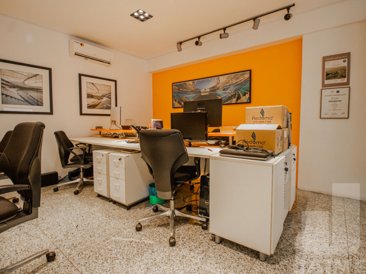 conj-comercial-venda-sao-paulo-perdizes-2vagas-52m2-JA41620