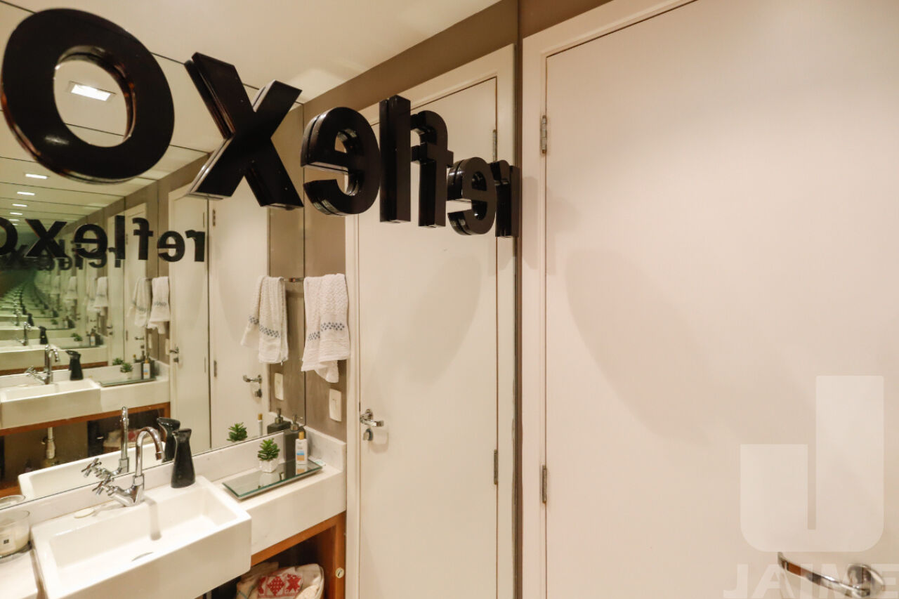 apartamento-venda-sao-paulo-agua-branca-3dormitorios-3suites-3vagas-202m2-JA41624