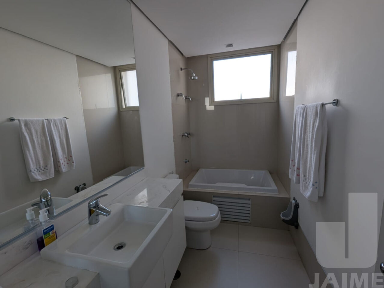 apartamento-venda-sao-paulo-higienopolis-3dormitorios-3suites-4vagas-240m2-JA41651