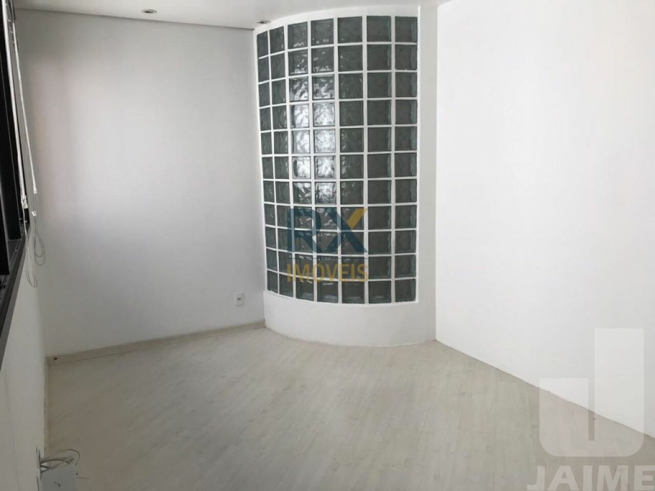 conj-comercial-locacao-sao-paulo-higienopolis-1vaga-34m2-JA41656