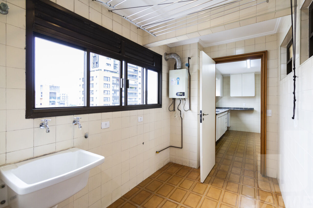 apartamento-locacao-sao-paulo-pinheiros-3dormitorios-1suite-2vagas-155m2-JA42024