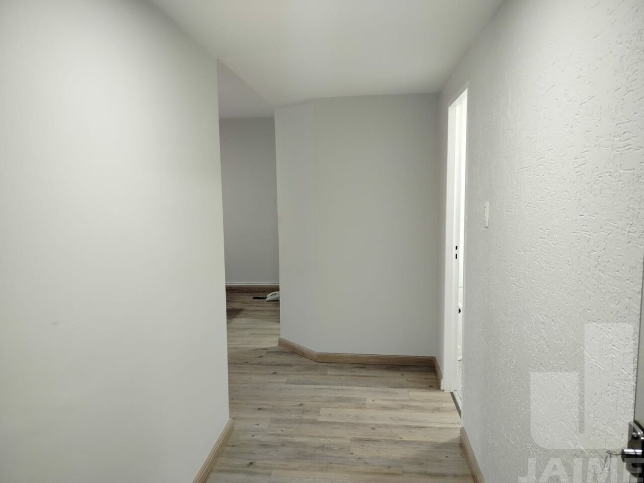 conj-comercial-locacao-sao-paulo-consolacao-1vaga-52m2-JA42081