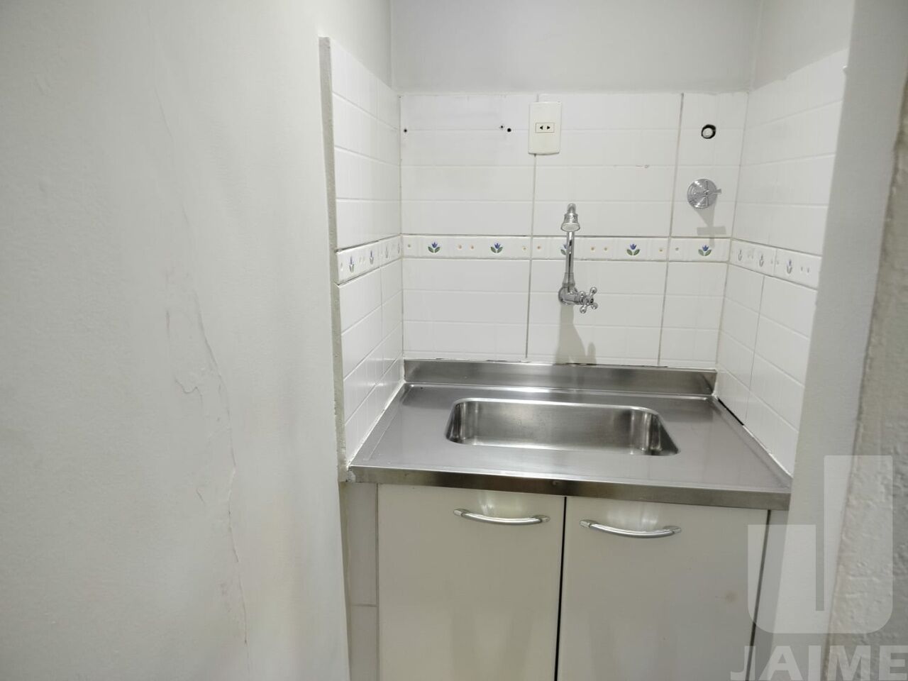 conj-comercial-locacao-sao-paulo-consolacao-1vaga-52m2-JA42081