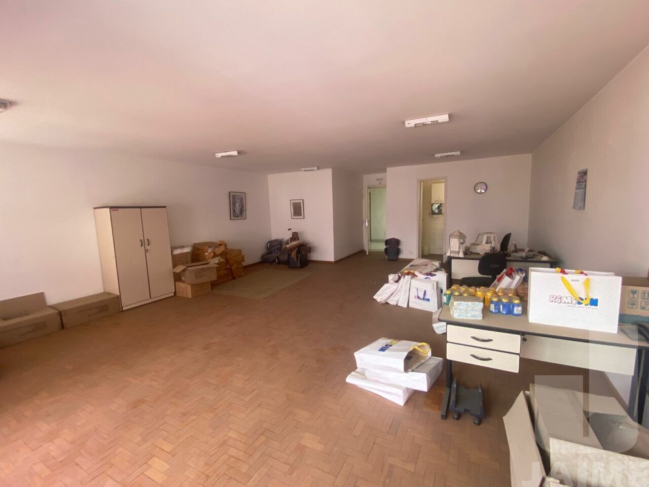 conj-comercial-venda-sao-paulo-cerqueira-cesar-1vaga-65m2-JA42185