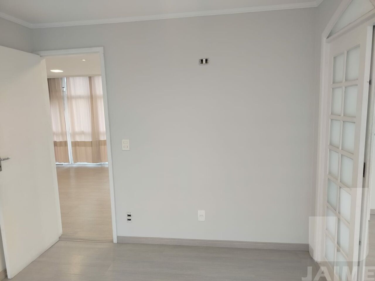 conj-comercial-locacao-sao-paulo-cerqueira-cesar-1vaga-85m2-JA42202