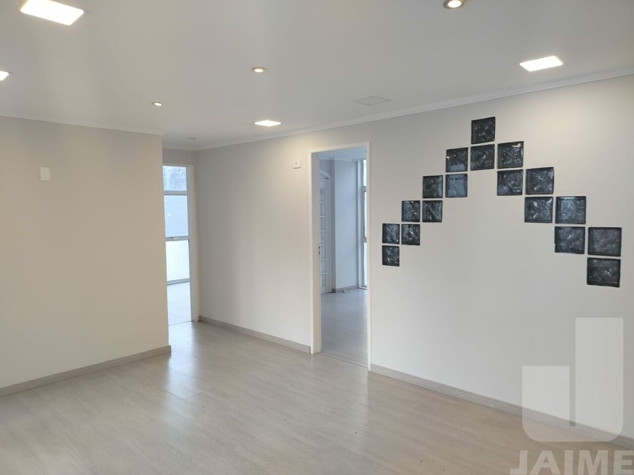 conj-comercial-locacao-sao-paulo-cerqueira-cesar-1vaga-85m2-JA42202