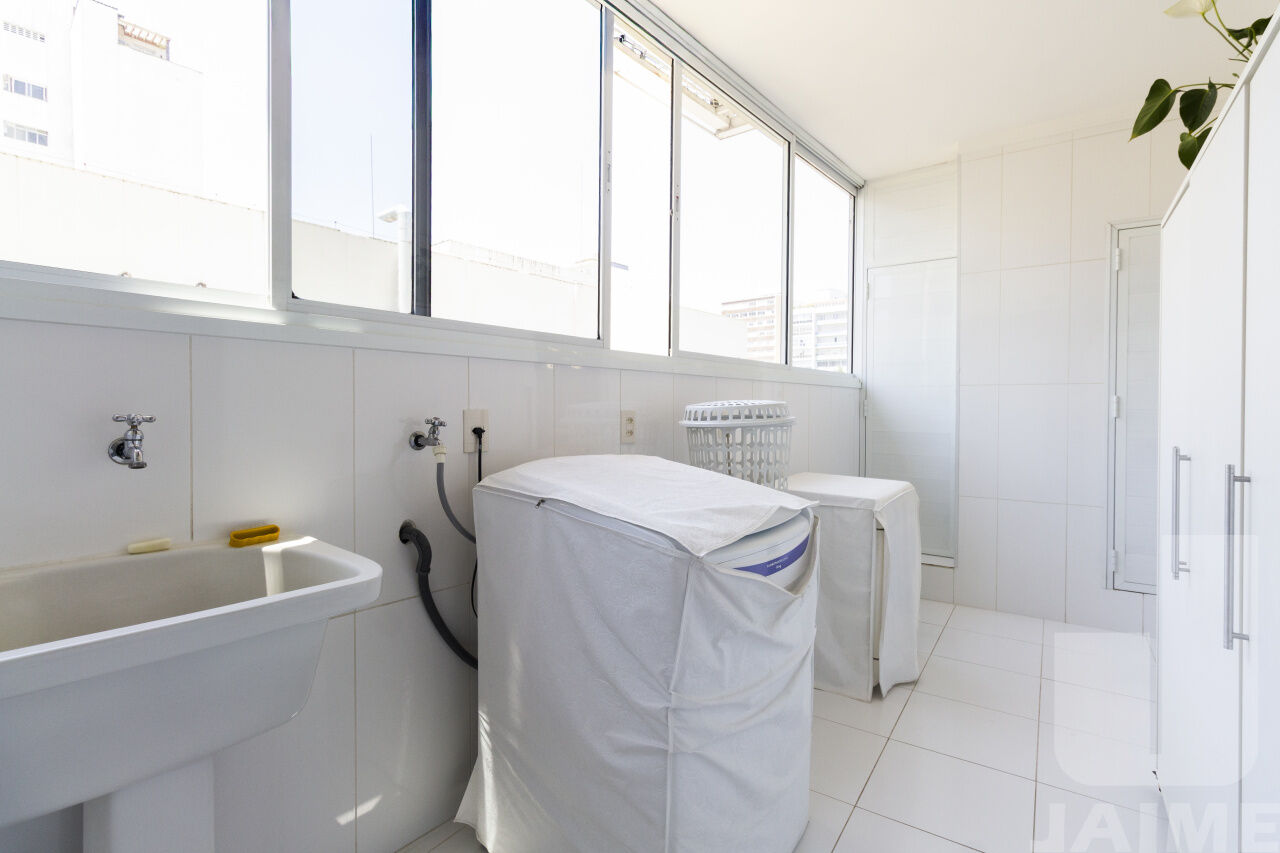 apartamento-venda-sao-paulo-higienopolis-3dormitorios-2suites-2vagas-225m2-JA42512