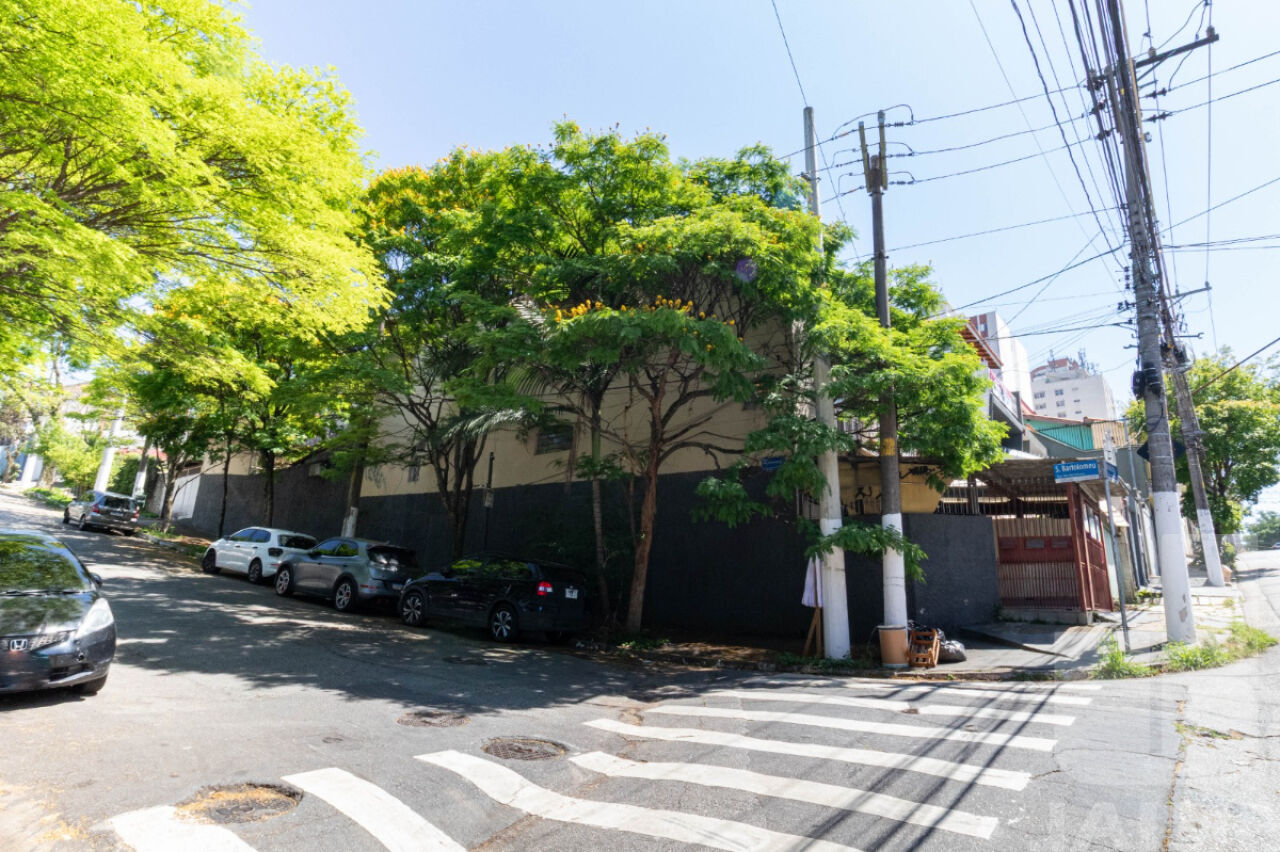 sobrado-venda-sao-paulo-perdizes-3dormitorios-1suite-3vagas-279m2-JA42560