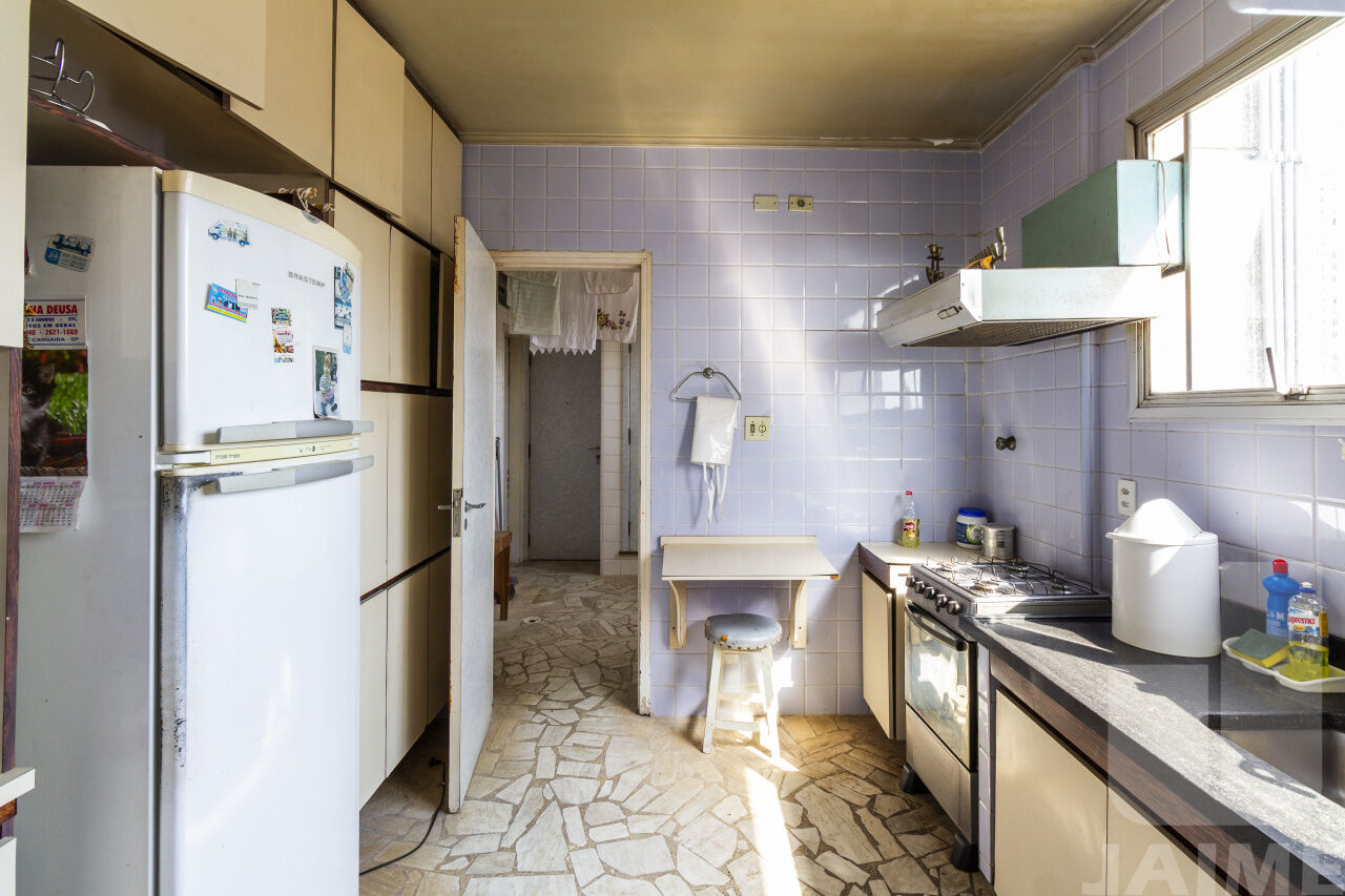 apartamento-venda-sao-paulo-higienopolis-3dormitorios-1suite-2vagas-220m2-JA42588