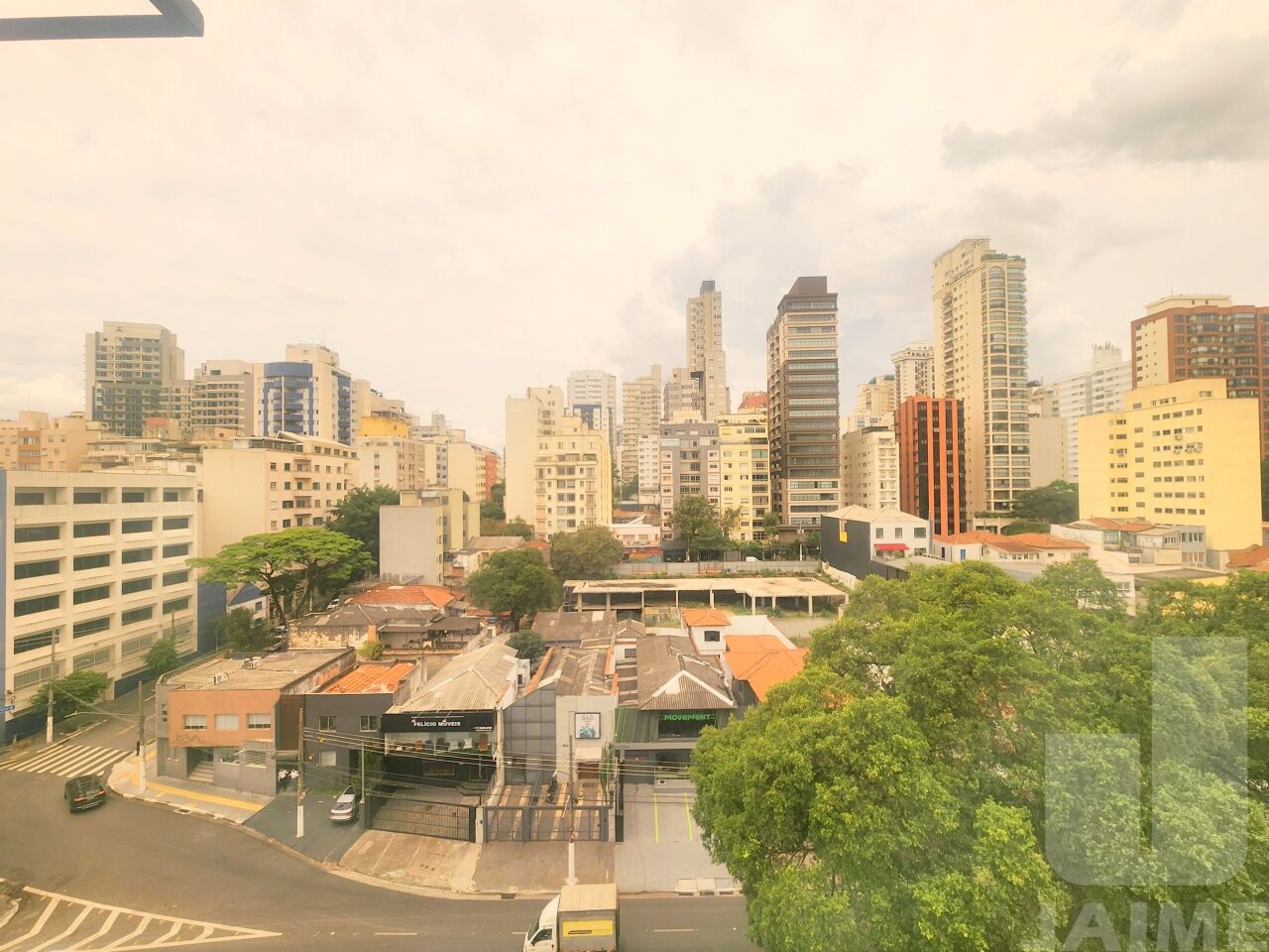 conj-comercial-venda-sao-paulo-pacaembu-2vagas-56m2-JA42603