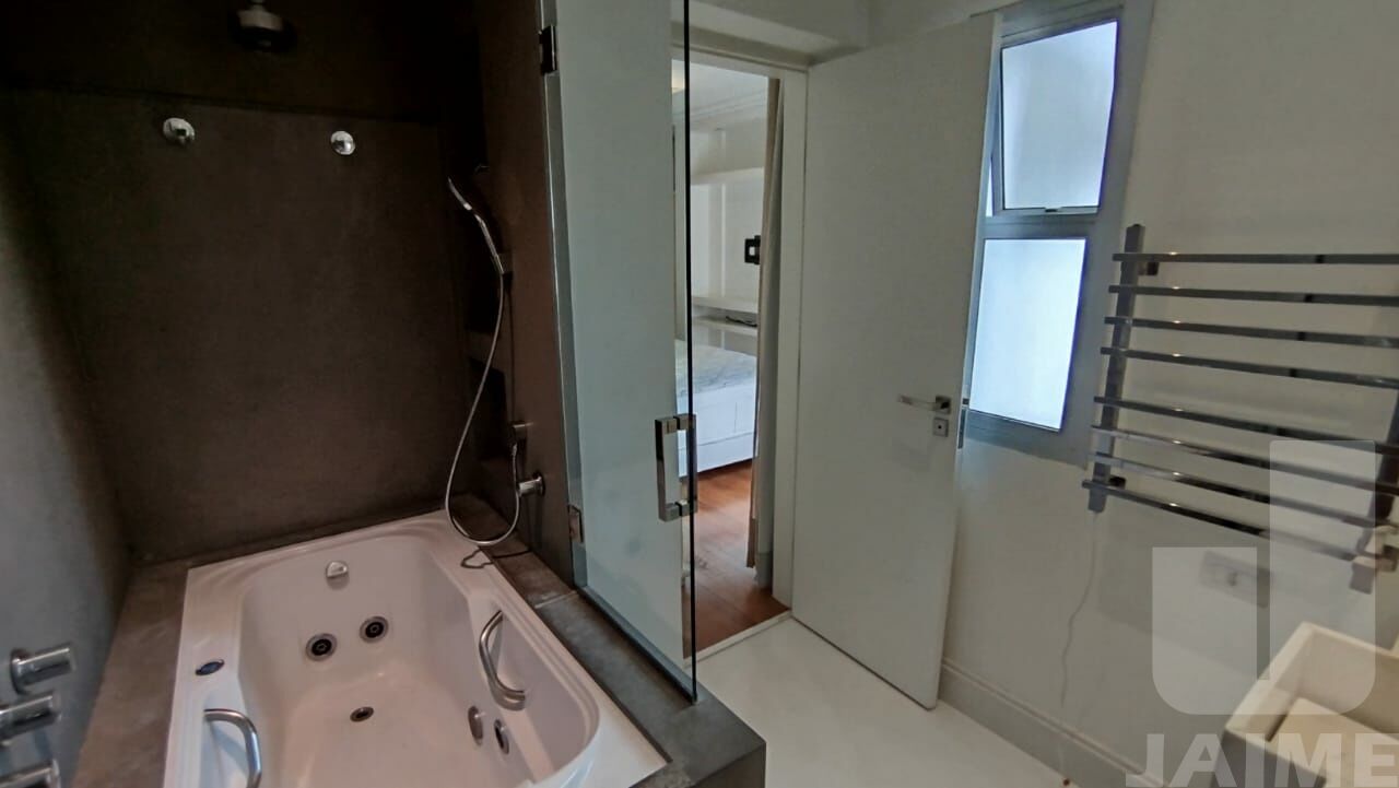 apartamento-venda-sao-paulo-consolacao-3dormitorios-2suites-1vaga-163m2-JA42699