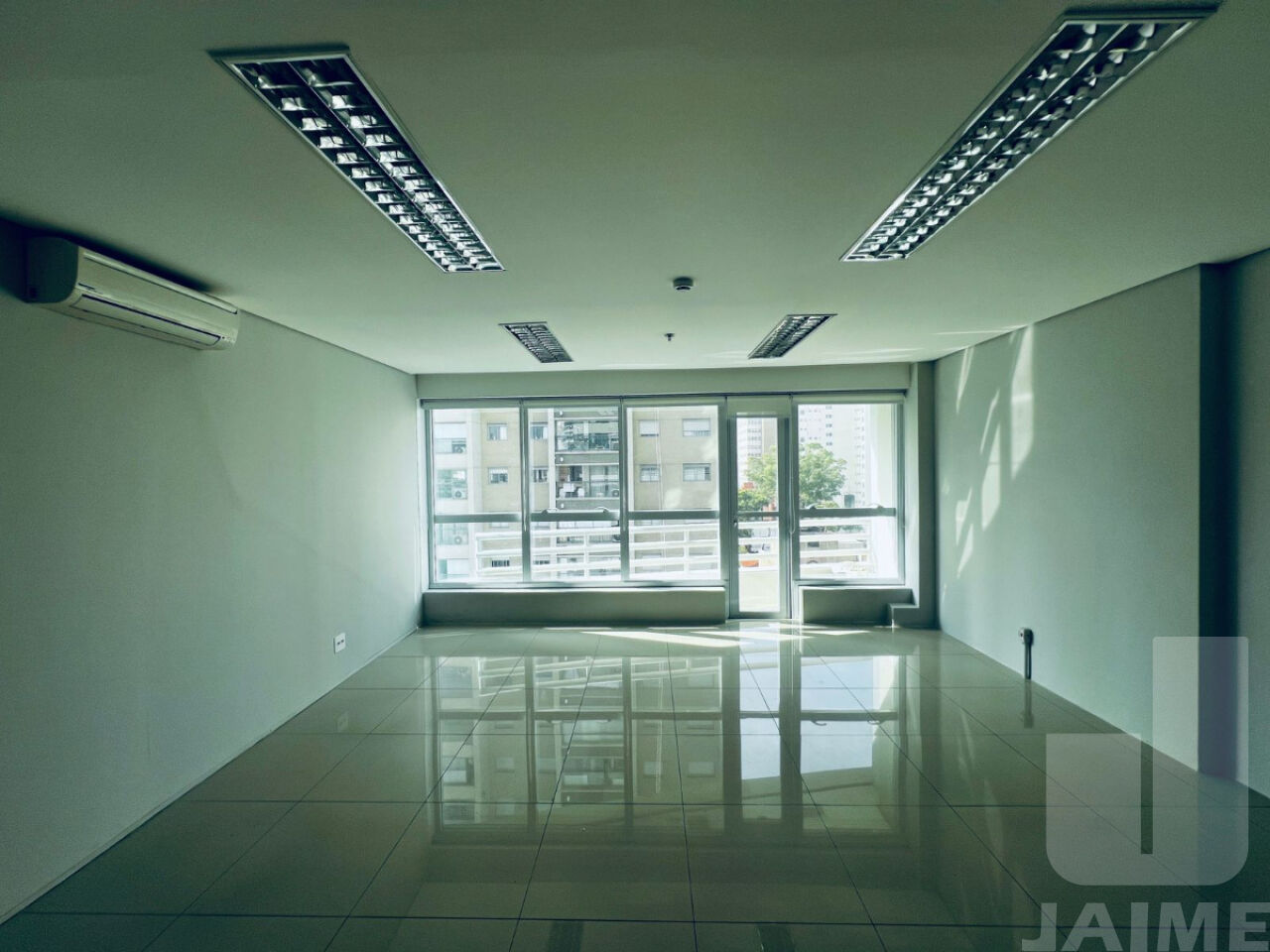 conj-comercial-venda-sao-paulo-consolacao-1vaga-33m2-JA42713