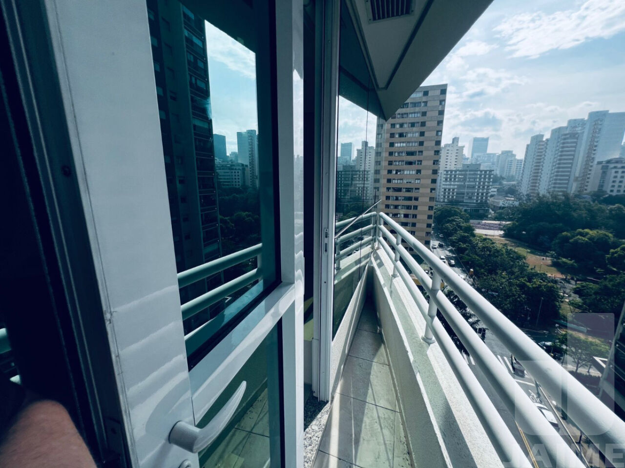 conj-comercial-venda-sao-paulo-consolacao-1vaga-33m2-JA42713