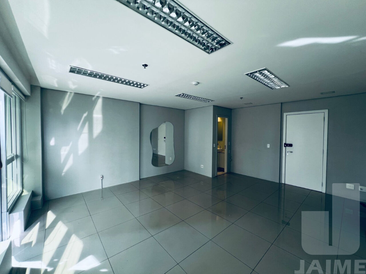 conj-comercial-venda-sao-paulo-consolacao-1vaga-33m2-JA42713