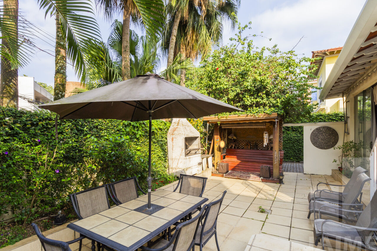 casa-terrea-venda-sao-paulo-pacaembu-4dormitorios-1suite-3vagas-350m2-JA42785