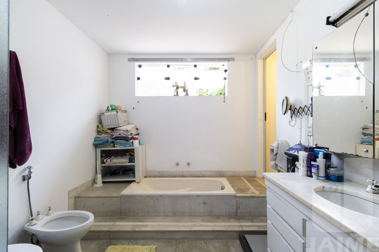 casa-terrea-venda-sao-paulo-pacaembu-4dormitorios-1suite-3vagas-350m2-JA42785