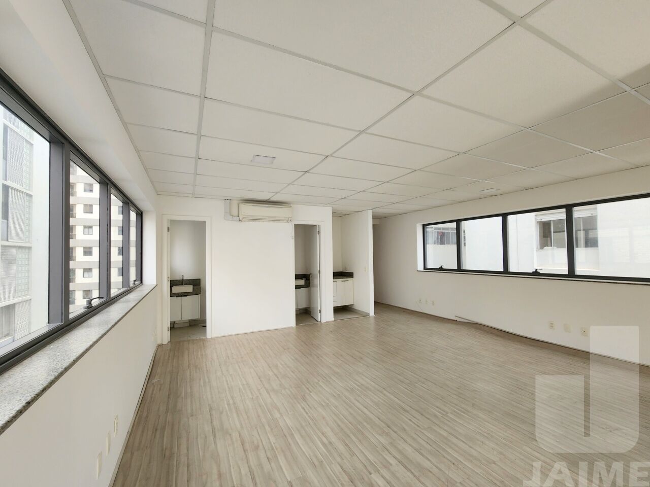 conj-comercial-venda-sao-paulo-paraiso-2vagas-64m2-JA42797