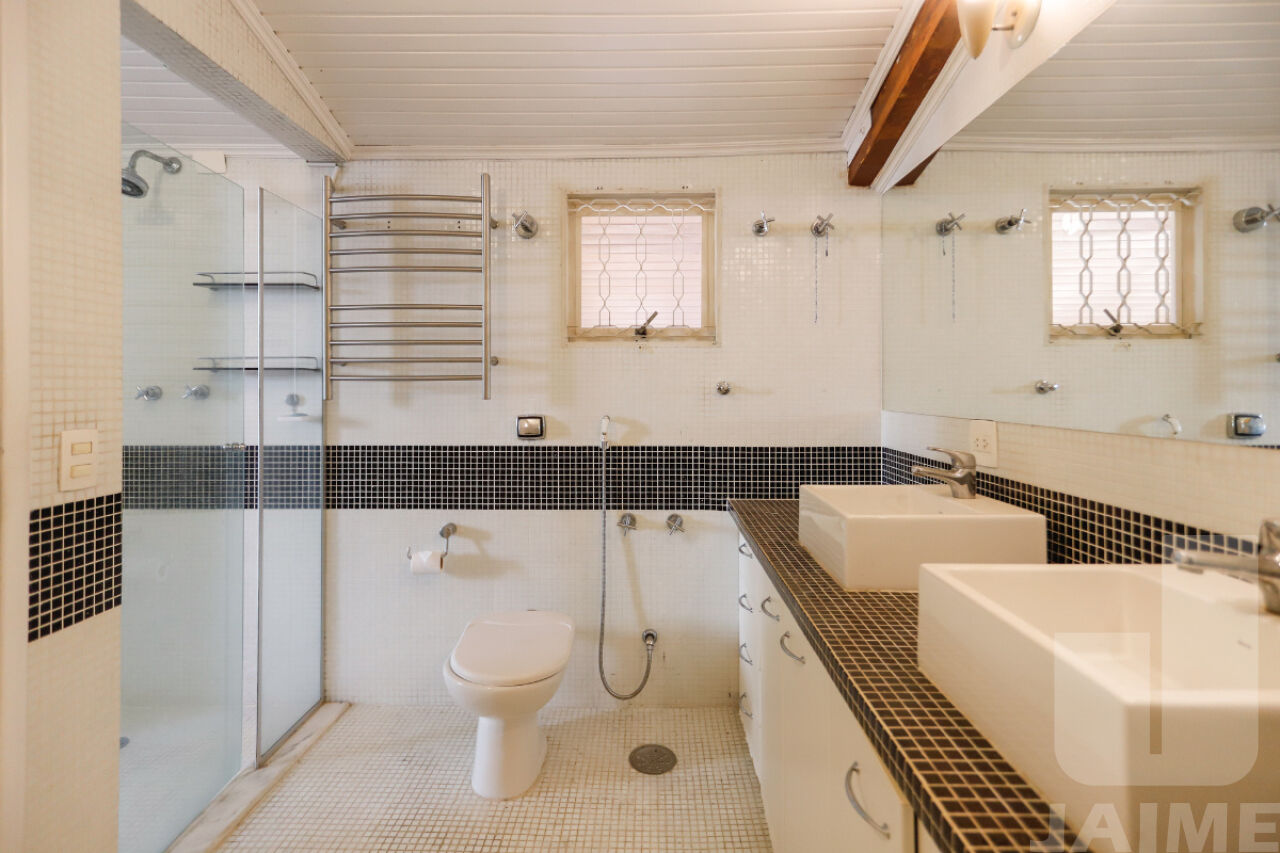 casa-terrea-venda-sao-paulo-sumare-3dormitorios-6vagas-359m2-JA42828