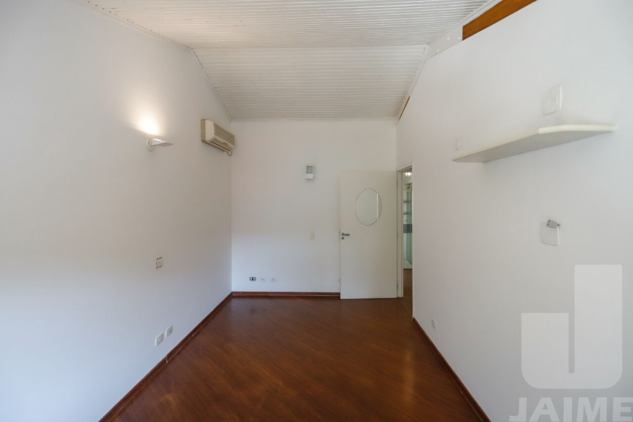 casa-terrea-venda-sao-paulo-sumare-3dormitorios-6vagas-359m2-JA42828