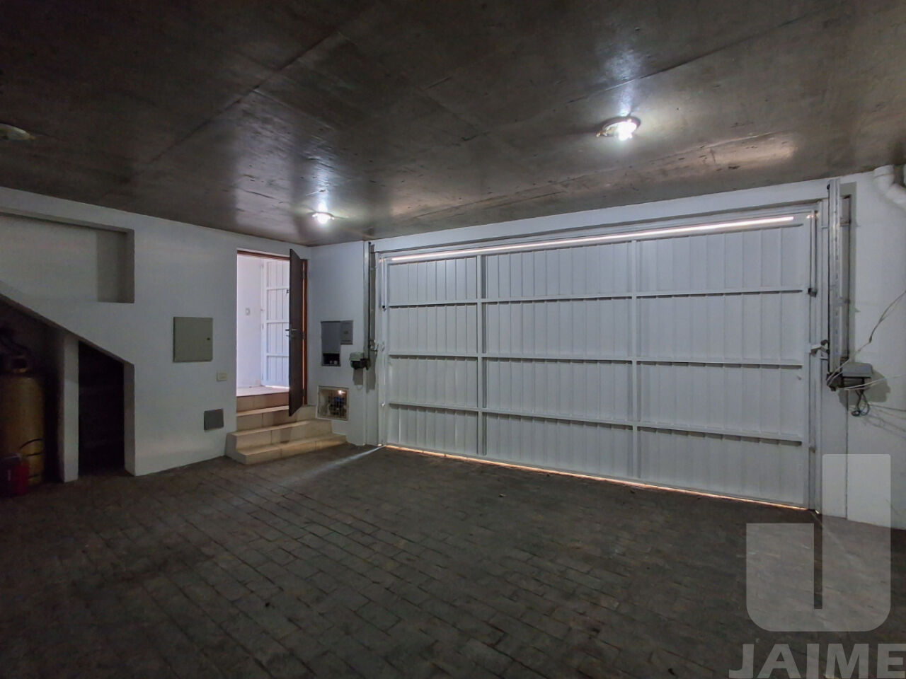 casa-terrea-venda-sao-paulo-sumare-3dormitorios-6vagas-359m2-JA42828