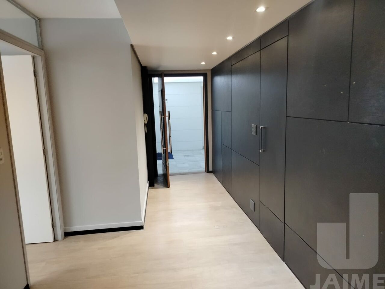 conj-comercial-locacao-sao-paulo-consolacao-1vaga-67m2-JA42830