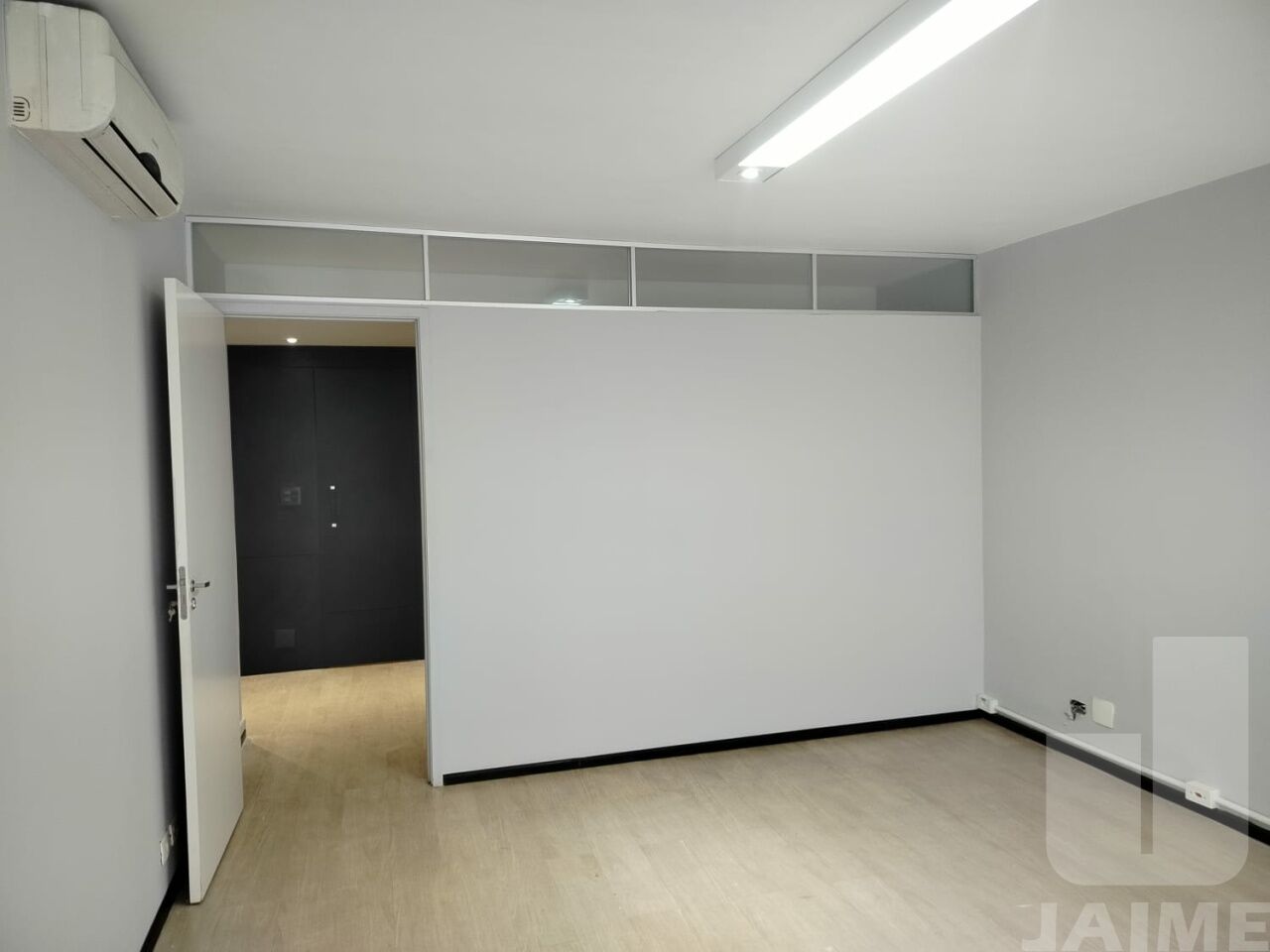 conj-comercial-locacao-sao-paulo-consolacao-1vaga-67m2-JA42830