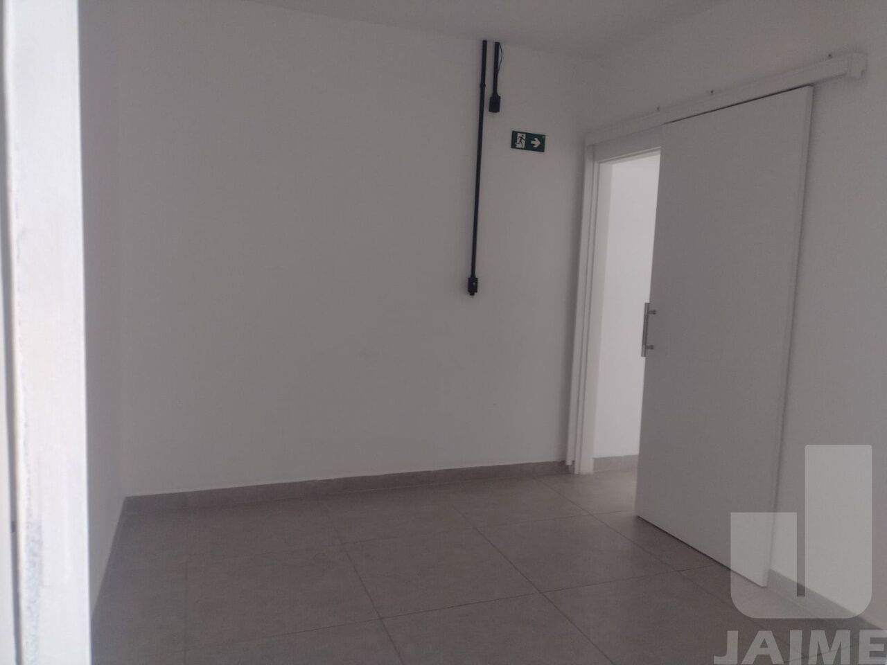 conj-comercial-locacao-sao-paulo-higienopolis-96m2-JA42847