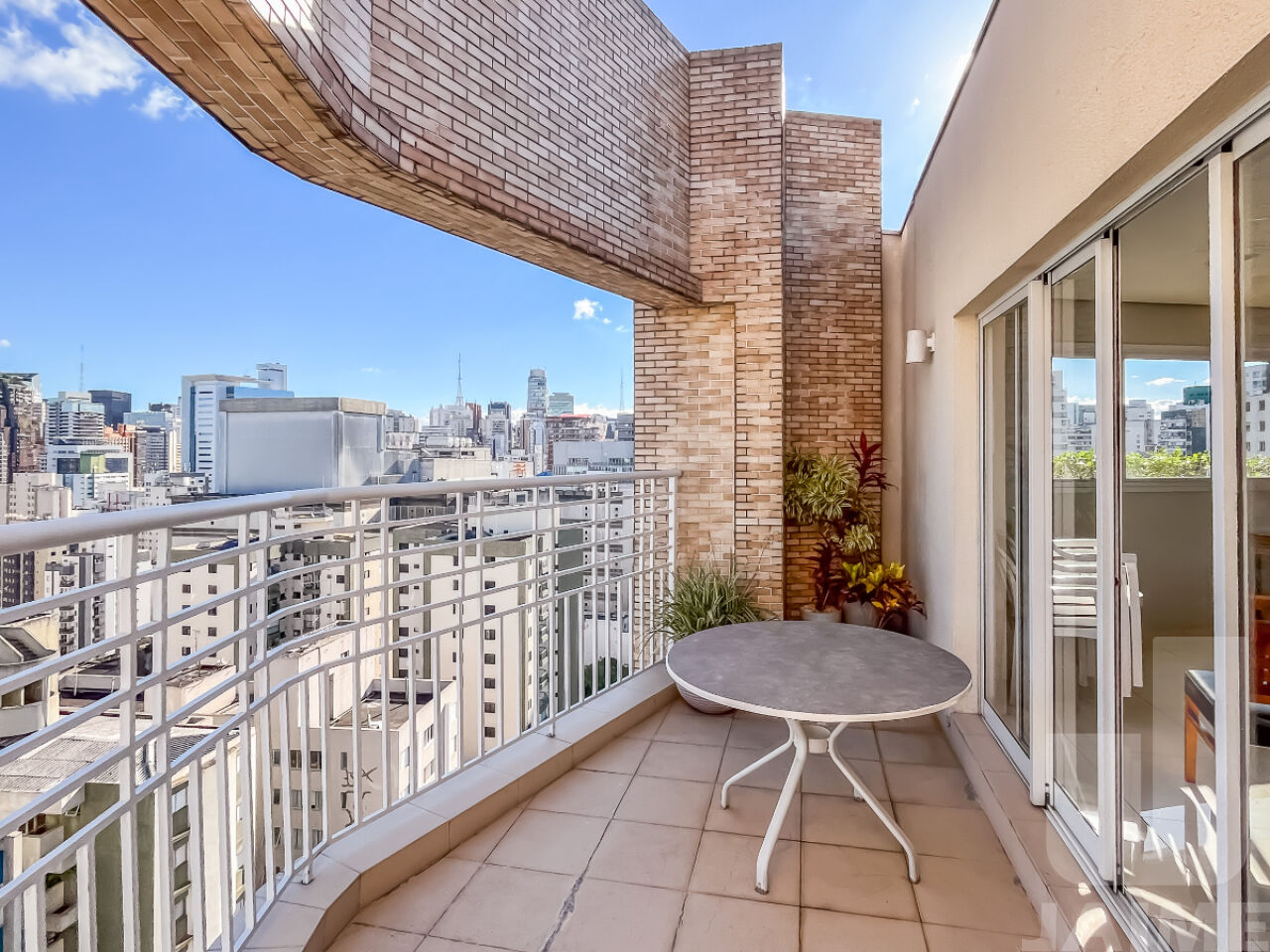 apartamento-venda-sao-paulo-consolacao-1dormitorio-1vaga-43m2-JA42886