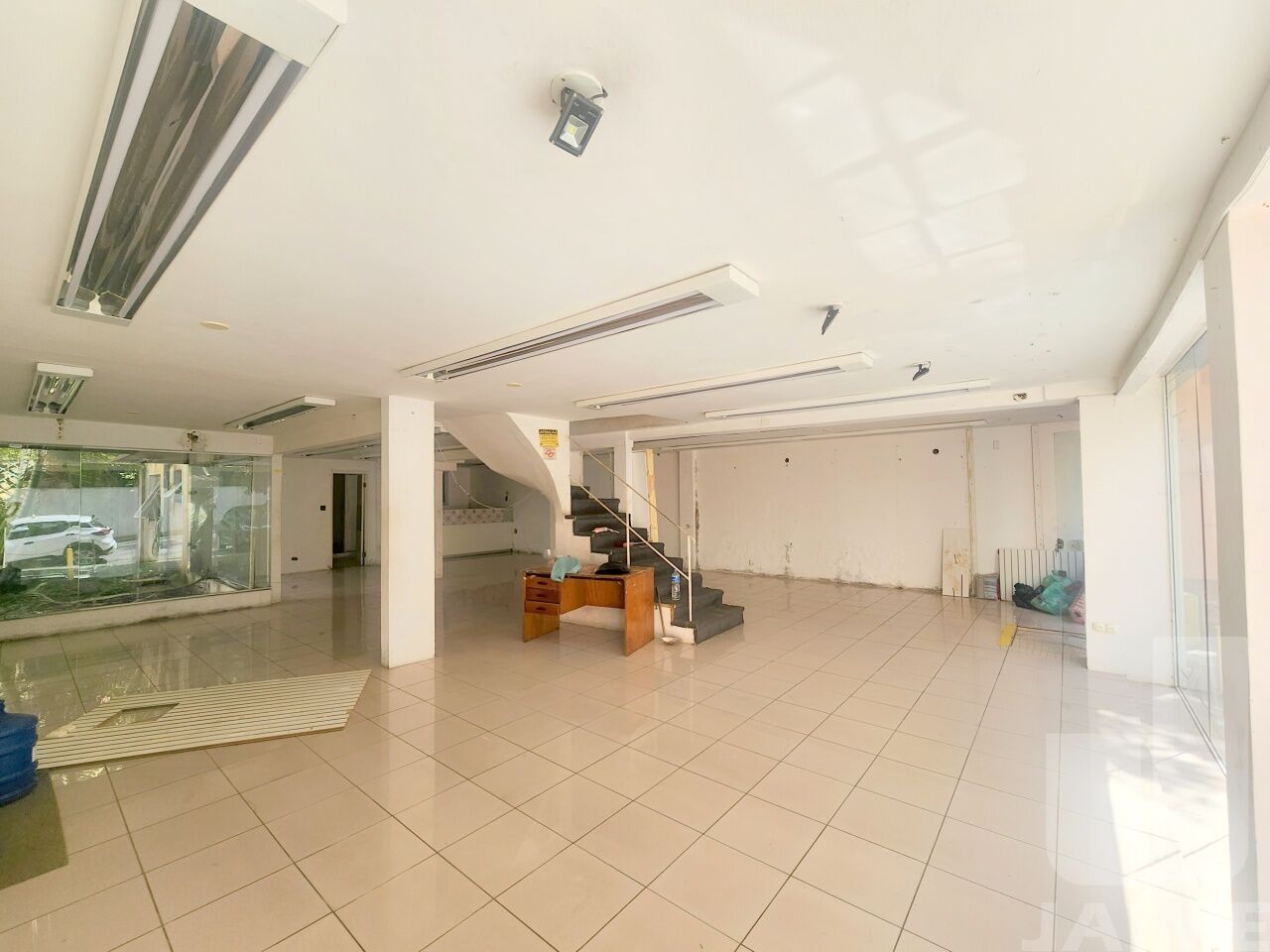 casa-comercial-locacao-sao-paulo-paraiso-4vagas-220m2-JA42903