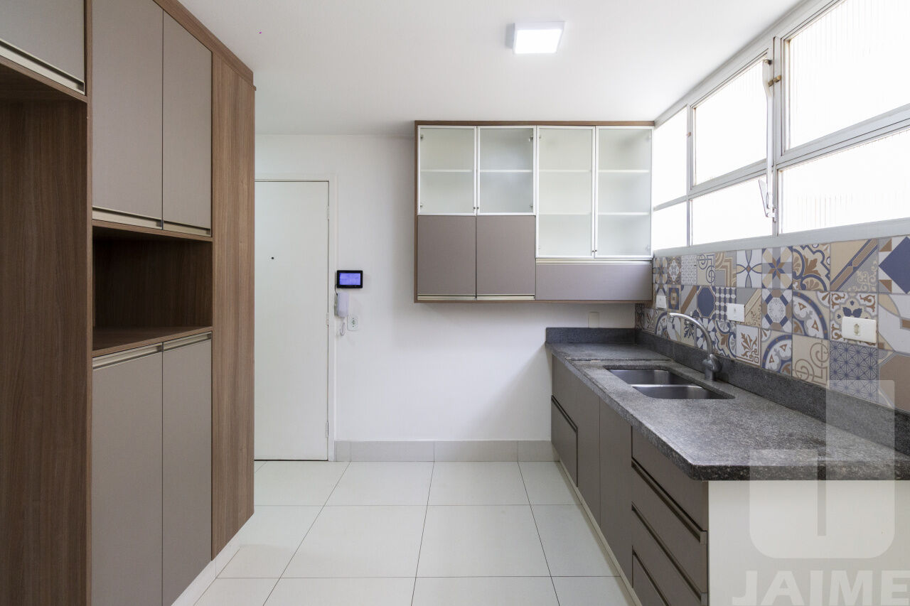 apartamento-venda-sao-paulo-higienopolis-3dormitorios-1suite-3vagas-130m2-JA7035