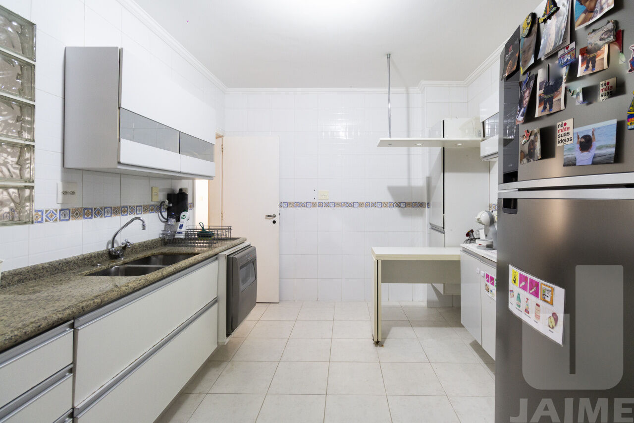 apartamento-venda-sao-paulo-higienopolis-3dormitorios-1suite-1vaga-180m2-JA7070