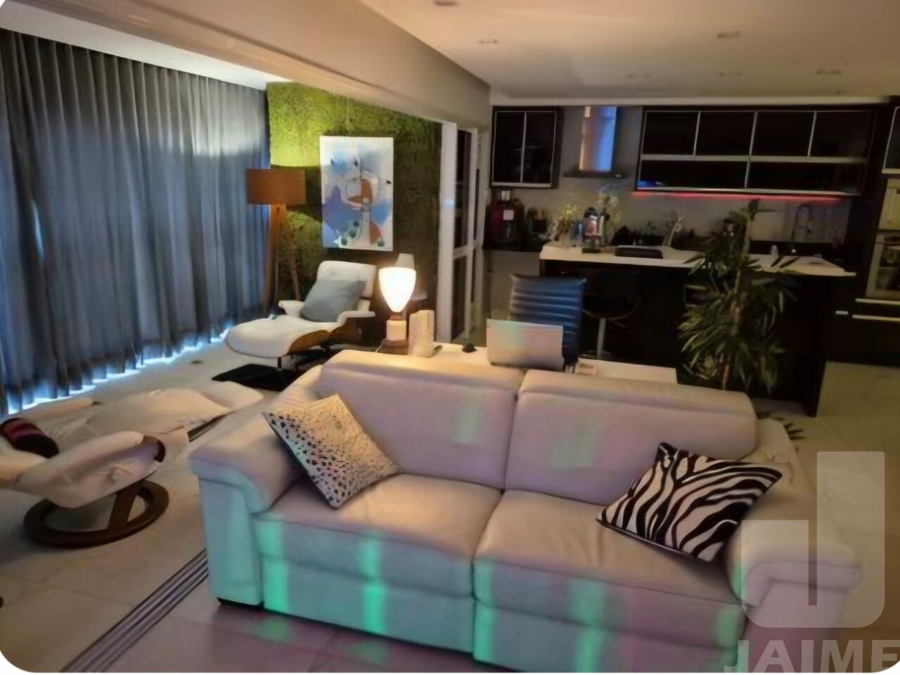 apartamento-venda-sao-paulo-pinheiros-2dormitorios-1suite-2vagas-84m2-PE1111