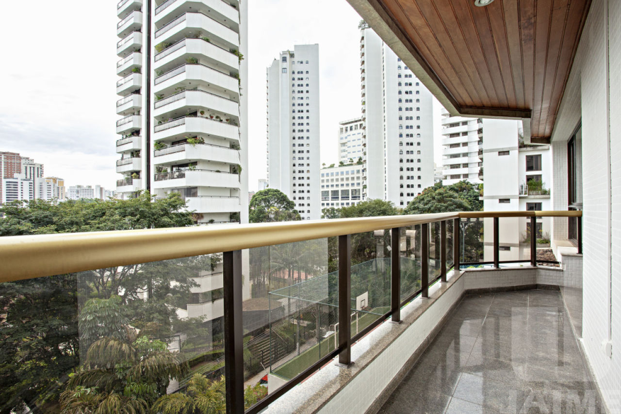 apartamento-venda-sao-paulo-higienopolis-3dormitorios-3suites-4vagas-170m2-PE7204