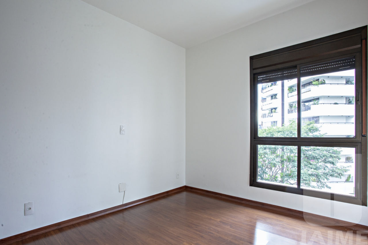apartamento-venda-sao-paulo-higienopolis-3dormitorios-3suites-4vagas-170m2-PE7204