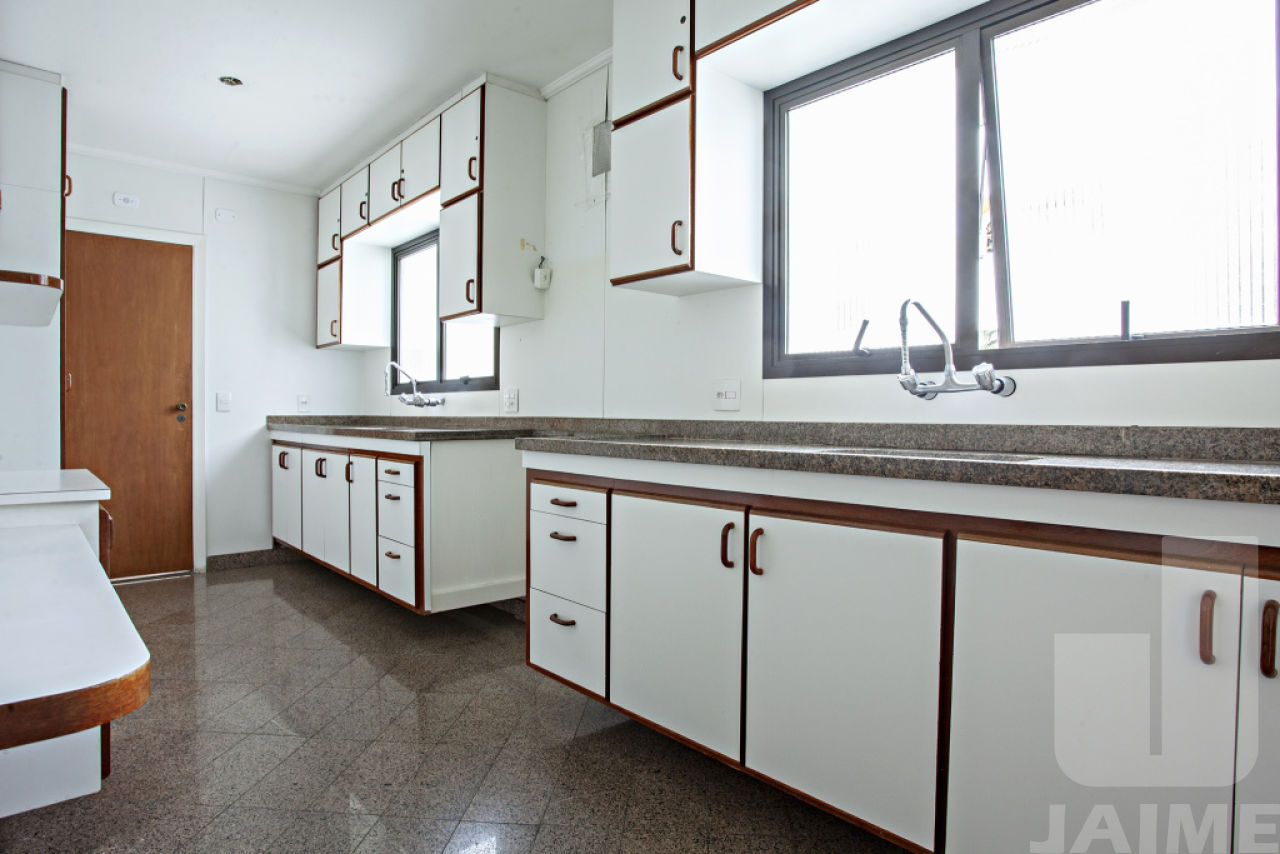 apartamento-venda-sao-paulo-higienopolis-3dormitorios-3suites-4vagas-170m2-PE7204