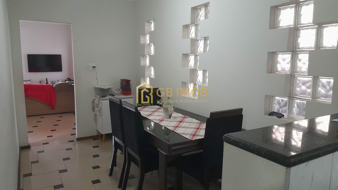 Sobrado para Venda - Jardim Samambaia