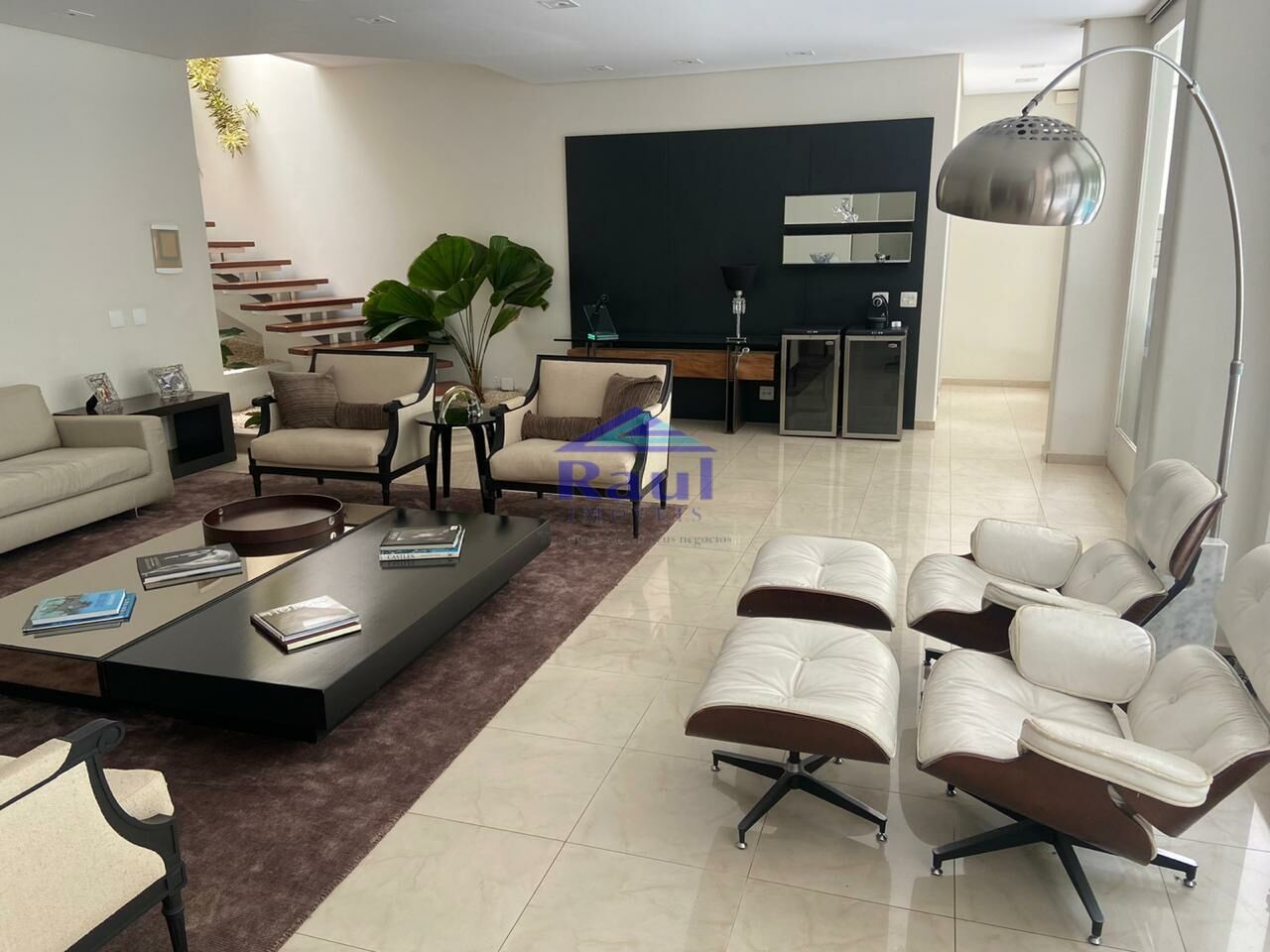 Sobrado para Locação - Granja Julieta