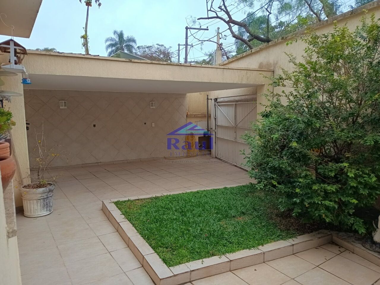 Sobrado para Venda - Granja Julieta