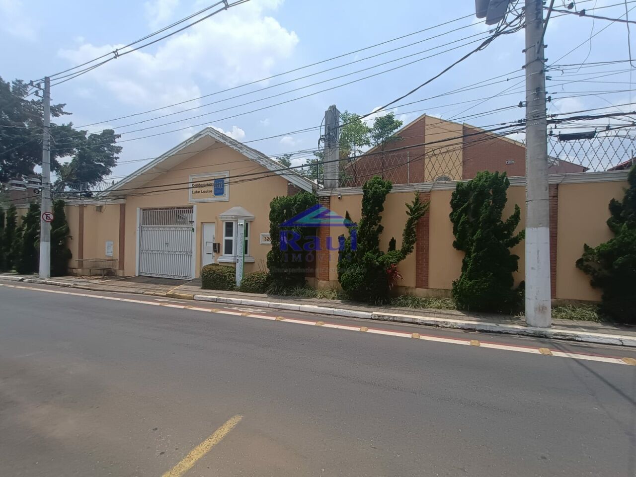 Sobrado para Locação - Granja Julieta