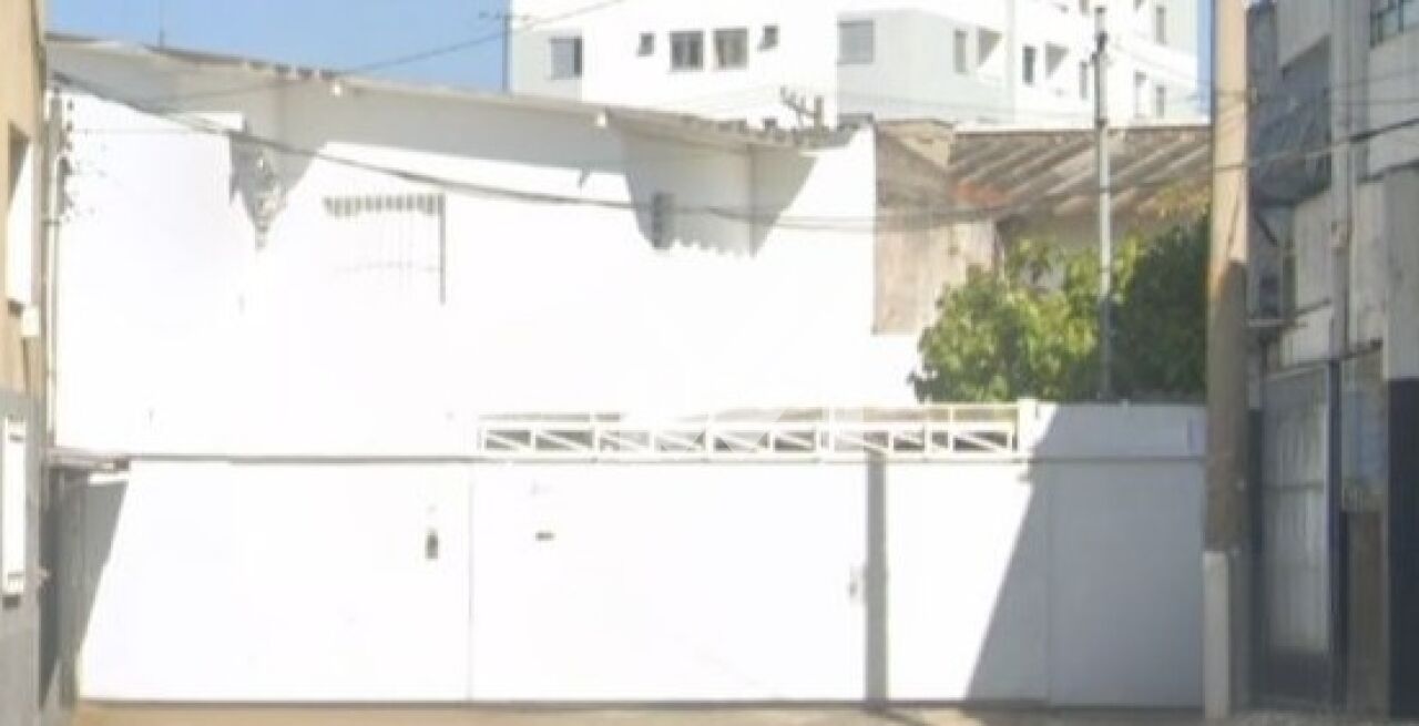 Casa Assobradada para Venda - Moinho Velho