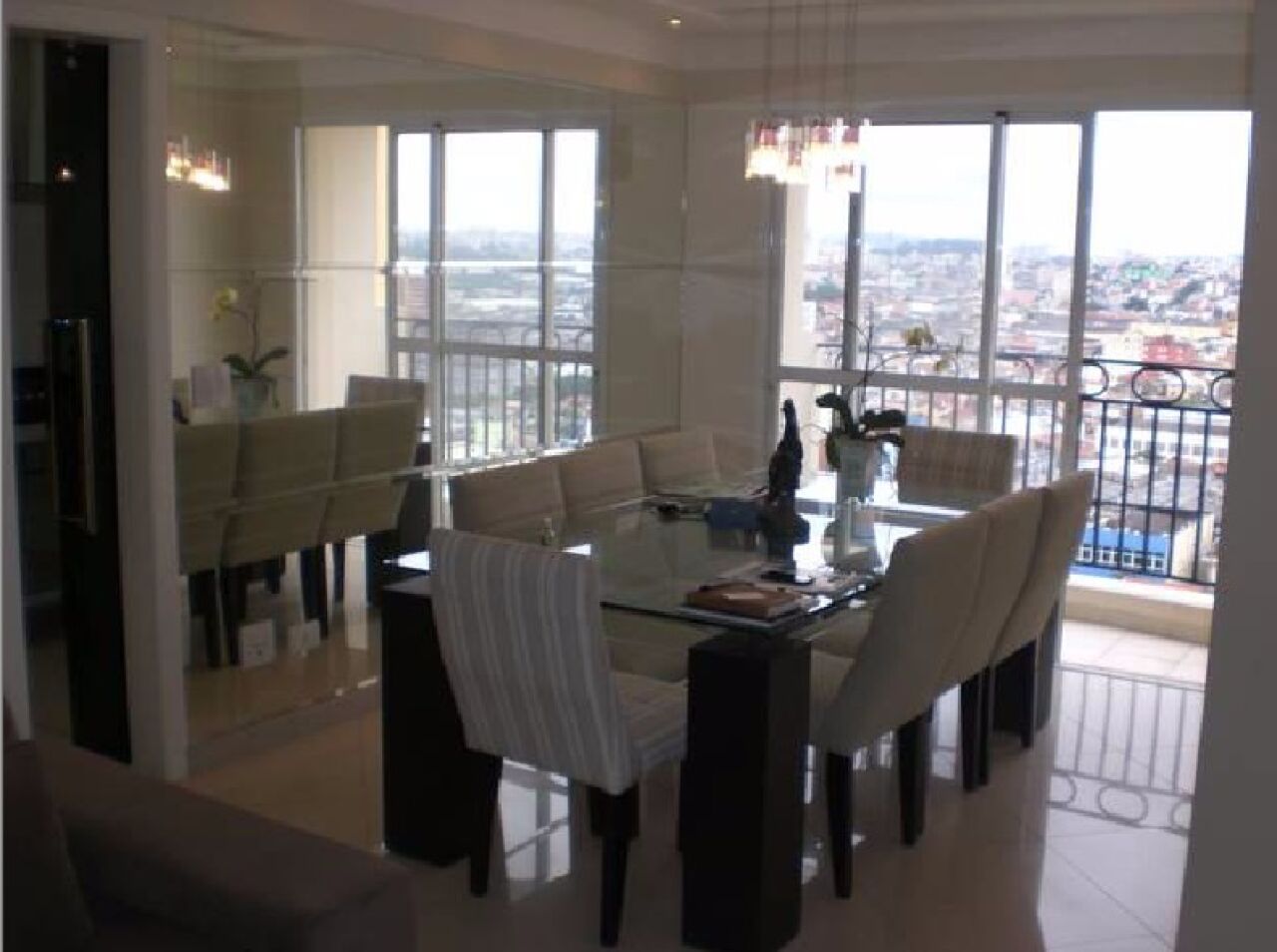 Apartamento para Venda - Cerâmica