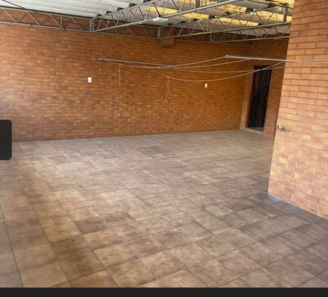 Sobrado para Venda - Cerâmica
