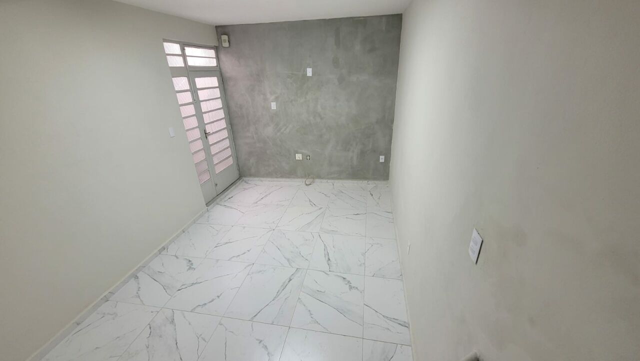 Sobrado para Locação - Santo Antônio