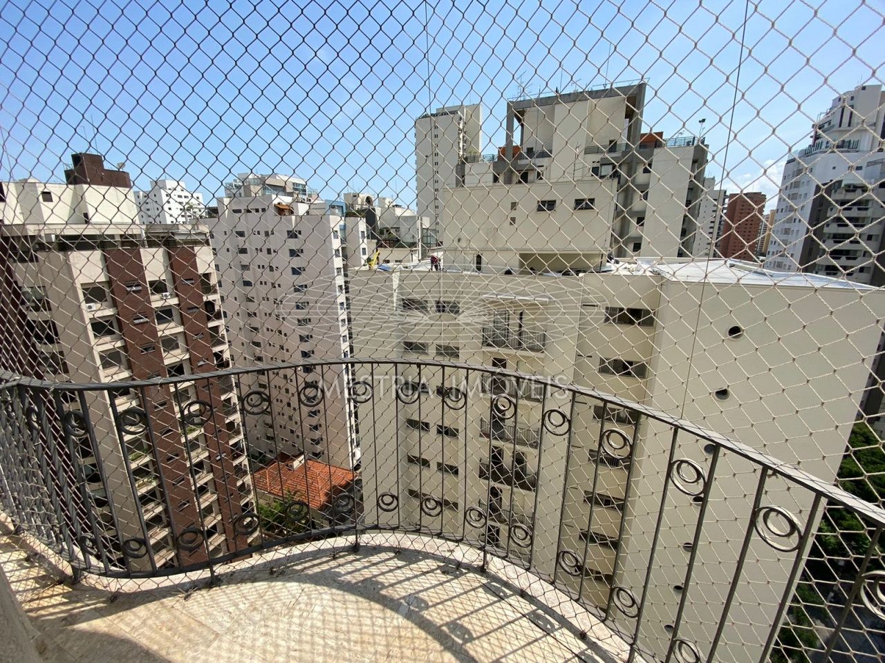 Foto 4 :: DI68382